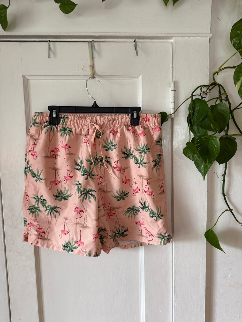 Old Navy Pink Flamingo & Palm Drawstring Shorts size L